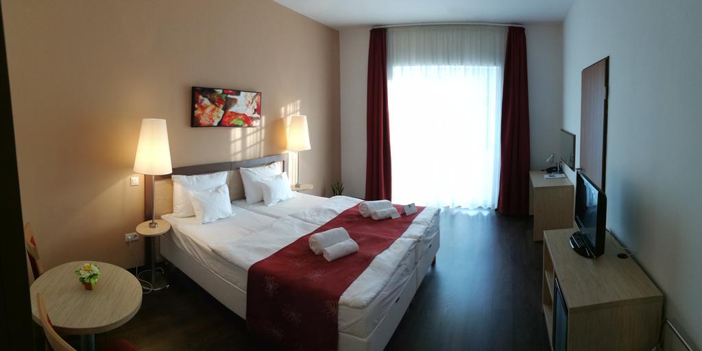 Opal Superior 3*
