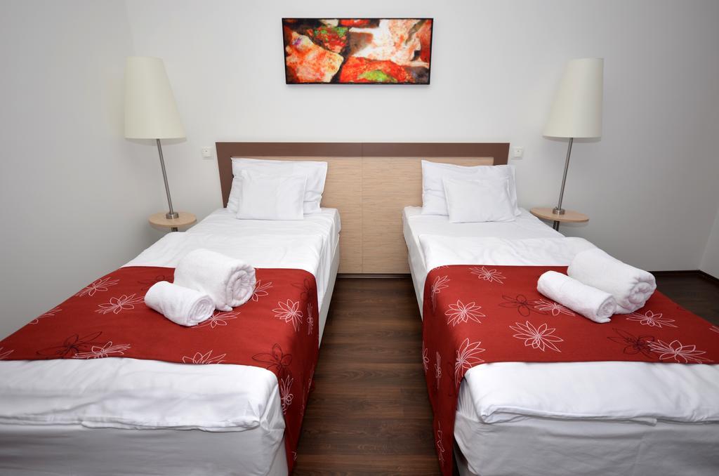 Отель Opal Superior 3*